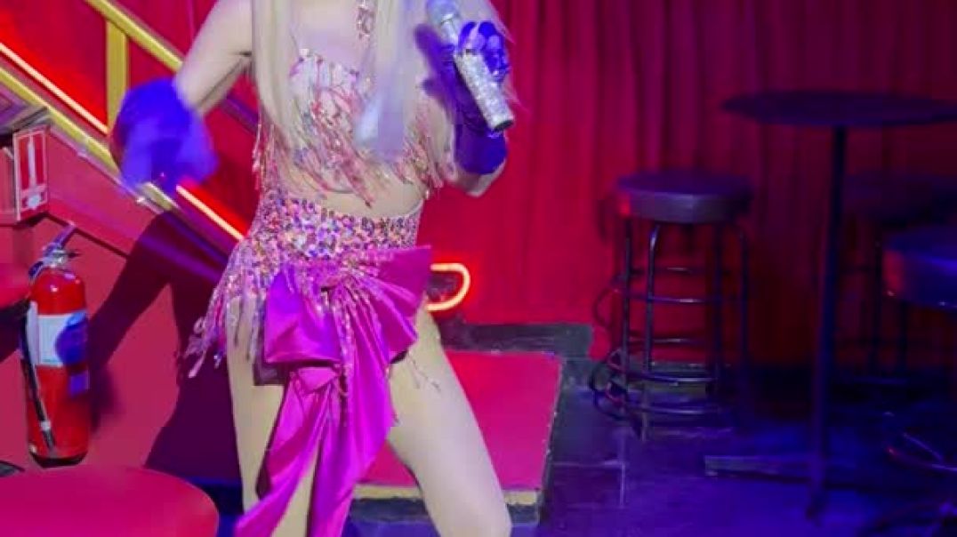 Moves That Mesmerize 💃