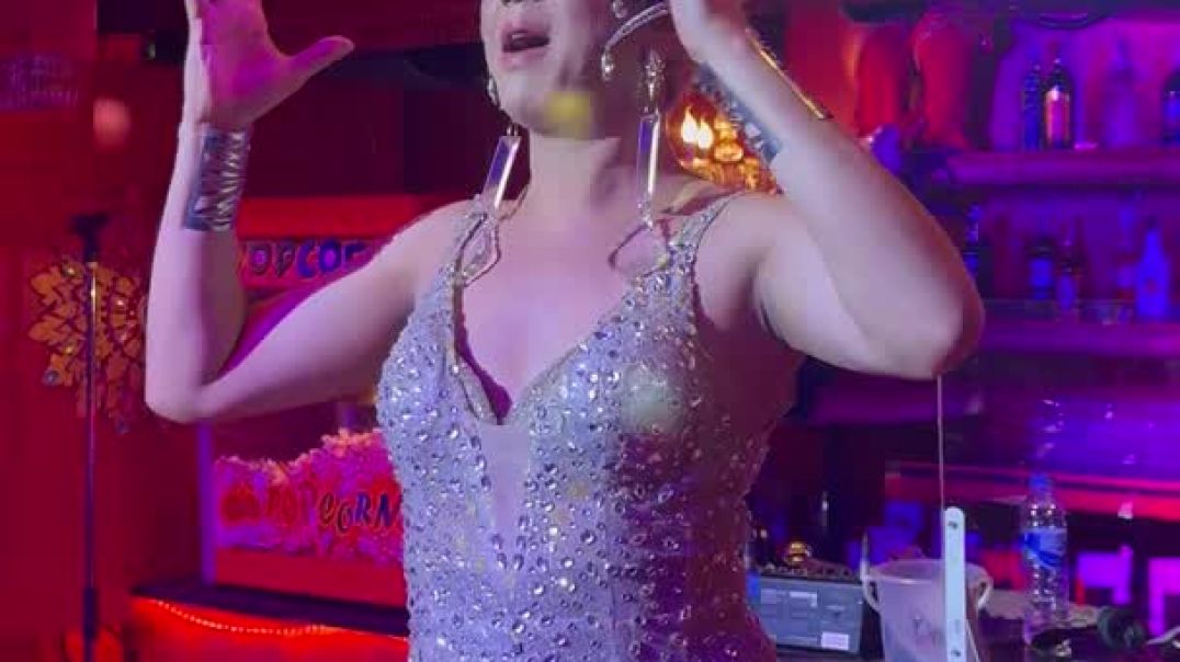 ⁣Silom’s Night Pulse