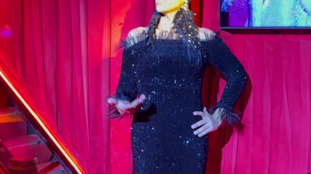 All Eyes on This Iconic Moment 💋