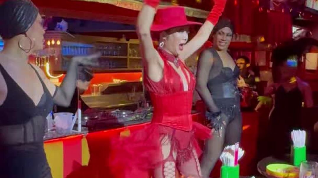 ⁣Stepping Into the Spotlight ✨